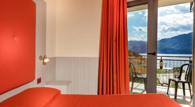 Двухместный номер Standard с балконом и с частичным видом Hotel Sole Malcesine