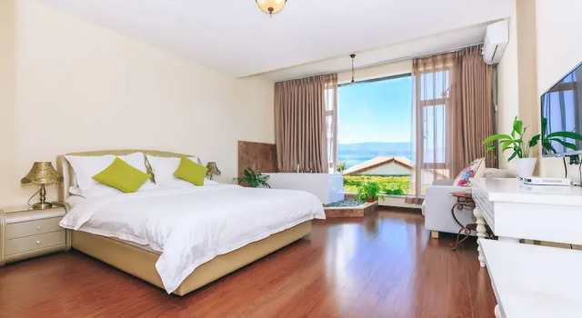 Номер Deluxe Floral Hotel Dali Jiapengshuian Lakeview