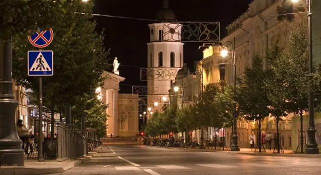 Old Town Apartment
