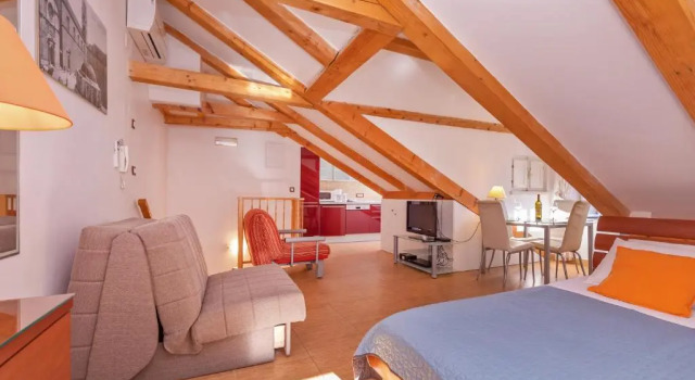 Студия Apartments Espana 3