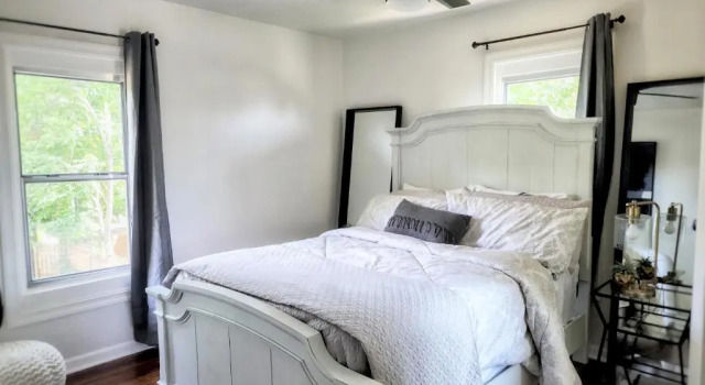 Вилла Historic Villa + 1min from Plaza District + Hot Tub + Pool Table + Friendly