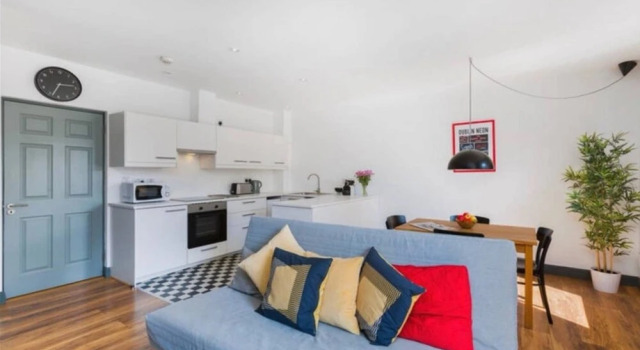 Chic 1 Bedroom Flat In The Heart Of Dublin City, Забронировать Отель Дублин Каунти Дублин, рядом с Театр Олимпия
