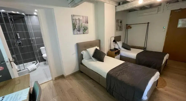 Standart çift kişilik oda Hotel Mas De Galoffre