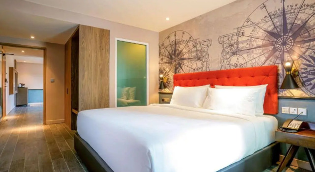 Трёхместный номер Deluxe Mercure Langkawi Pantai Cenang