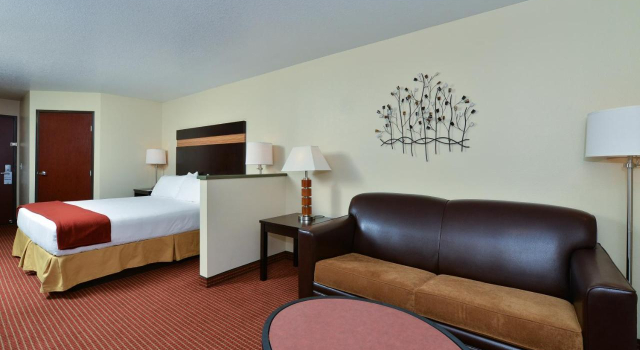 Oxford Suites Portland - Gladstone, Book Hotel Gladstone Willamette Valley