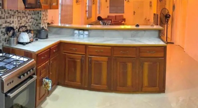 Коттедж 2 Bed Apartment - Sleeps 4 - Parking - Wifi