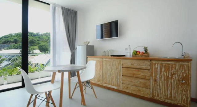 Полулюкс Triple 888 Suites