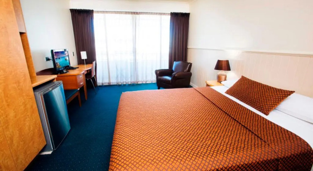 Семейный номер Standard City Oasis Inn Townsville, SureStay Collection by BW