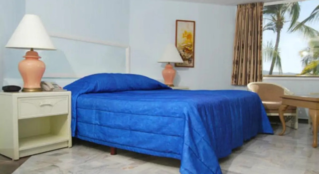Двухместный номер Standard с балконом Hotel Acapulco Malibu