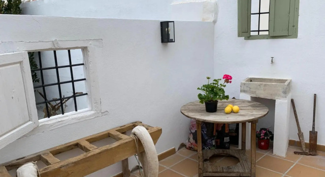 Astarte House 6 pax down, Book Hotel Galera 