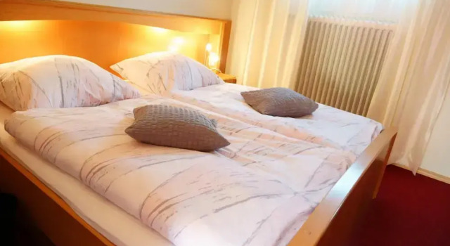 Landhotel Neuhof, Prenota Hotel Zenting Foresta Bavarese