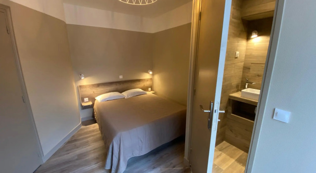 Двухместный номер Standard Angleterre Hotel