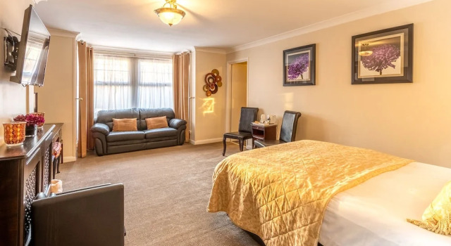 Семейный номер Standard Fox & Hound Hotel