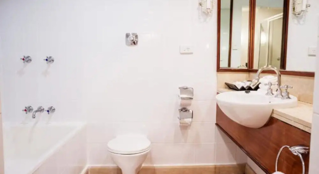 Двухместный номер Standard Crown Hotel