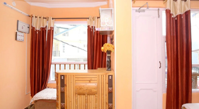 OYO 13061 Home Peaceful 2BHK Bharari