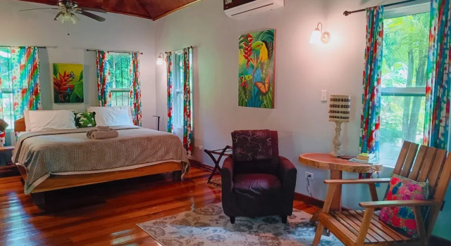 Standard double chambre avec balcon et Vue jardin The Cabins at Monkey Fall