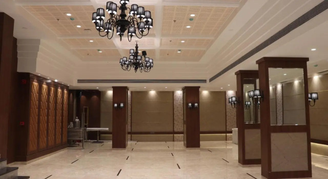 Hotel Golden Nest - Thane