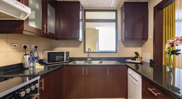 Апартаменты c 1 спальней с видом на море Roda Amwaj Suites