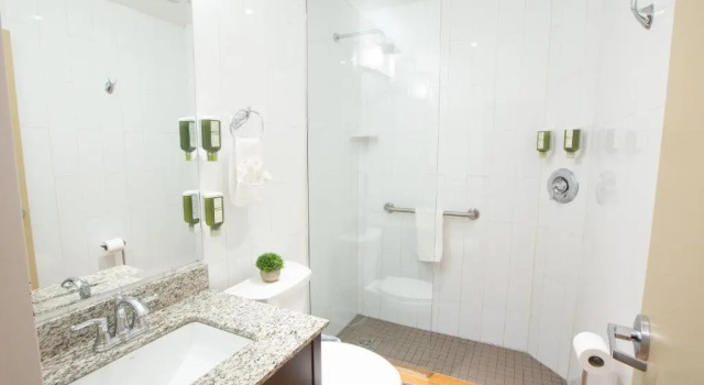 Двухместный номер Deluxe Neighbourhood Inn Hotels in Bonnyville