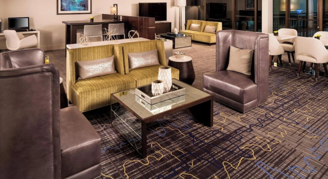 Dobbelt klub suite Sheraton Bloomington Hotel