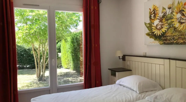 Villa in Countryside with Private Garden, Prenota Villa Hotel a Aquitania con parcheggio, Parcheggio