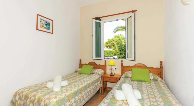 Villa Juana, Rezerwuj Willa Hotele w Minorka z parkingiem, Parking