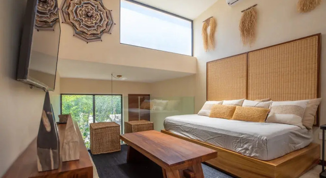 Apartment with Private Hot Tub in Tulum