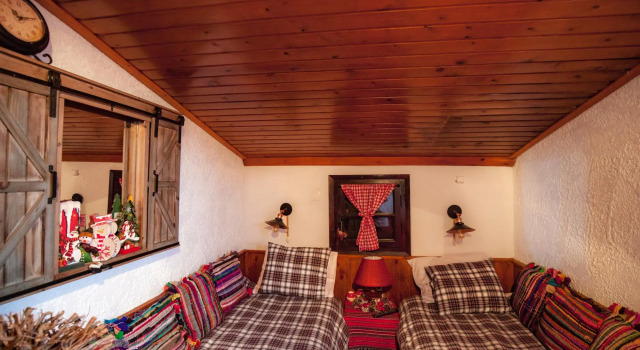 Dandy On The Hill Agoriani | Chalet Iris | Up to 6 people, Book Chalet Delphi Central Greece