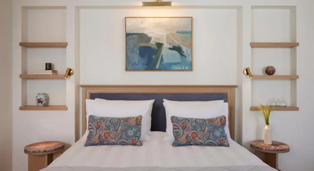 Orloff Legacy Suites Hydra