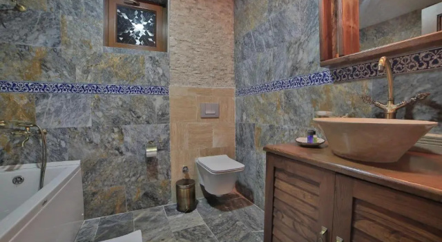 Номер Comfort Caravanserai Inn Hotel