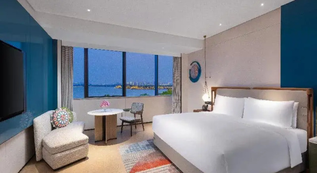 Двухместный номер Premium с красивым видом из окна Hotel Indigo Suzhou Jinji Lake by IHG