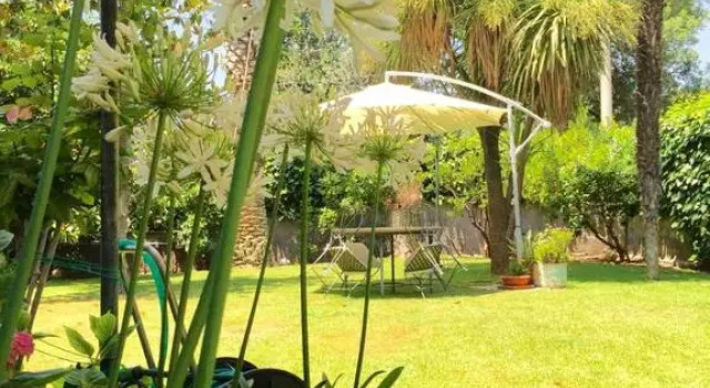 2 bedrooms appartement with private pool enclosed garden and wifi at Ragalna