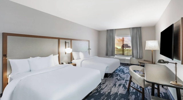 Пятиместный люкс Fairfield Inn & Suites Houston Memorial City Area