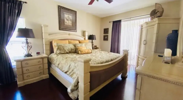 Southern Dunes Golf Views! 5 Bedroom Home by RedAwning, Забронировать Дом для отпуска Отели Lakeland - Winter Haven с парковкой, Парковка