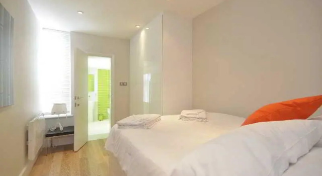 West End Living, Забронировать Отель Отели Лондона 4 звезды, рядом с Площадь Блумсбери-сквер, 4*