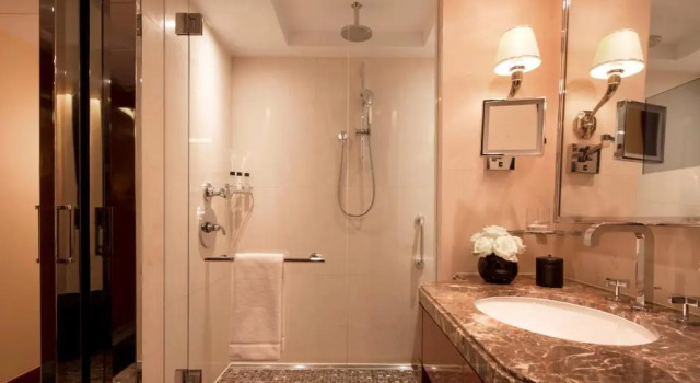 Двухместный номер Superior Four Seasons Hotel London at Park Lane