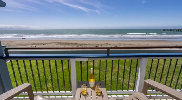 Двухместный номер Standard рядом с пляжем Shoreline Inn...on the beach