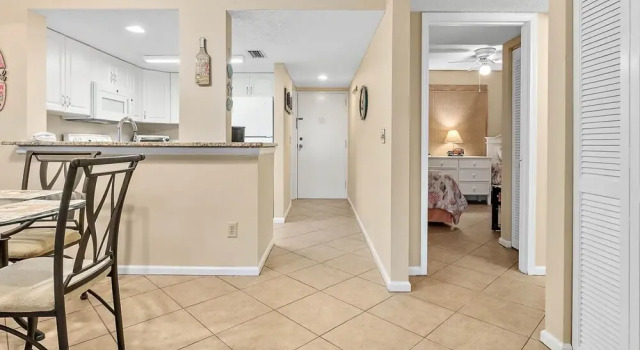 Unit 3212 - Ocean Racquet Club, Rezerwuj Apartament Hotele w Saint Augustine Area z parkingiem, Parking
