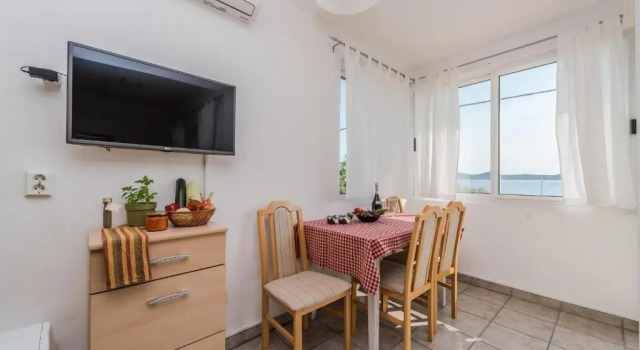 Апартаменты c 1 комнатой с балконом и с видом на море Guest House Ero