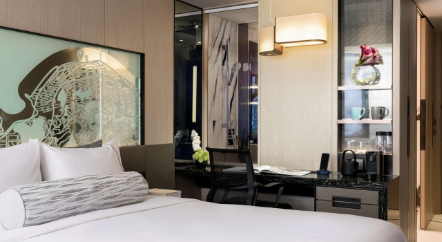 Двухместный номер Hyatt Centric Victoria Harbour