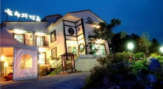 Chuncheon Supsogui Gangchon Pension, Boek Hotel Hotels in Gangwon-Do met parkeren, Parkeren