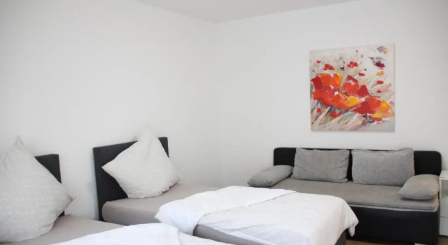 Casa Kronengarten Nr 4, Забронировать Отель Хильден Северный Рейн-Вестфалия, рядом с Hildorado