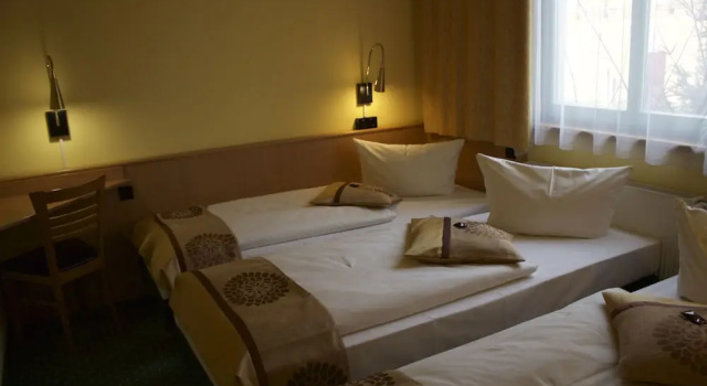 Трёхместный номер Standard ACRON Hotel Wittenberg