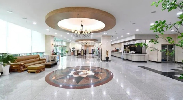 Cosmos Hotel