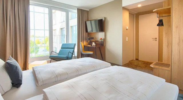 Полулюкс LOGINN Hotel Leipzig