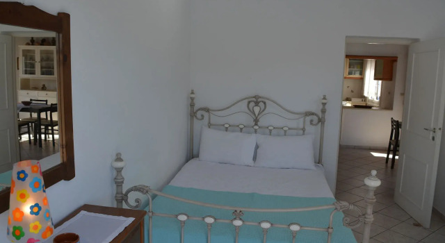 Droufakos’ home - Beachfront Lux 2BD apt. w. Views