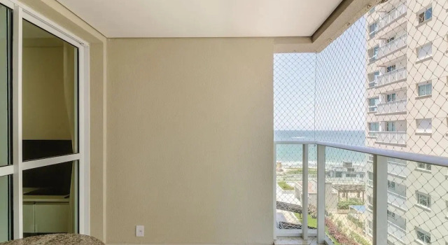 Апартаменты Seafront Condominium With Pool - SHC