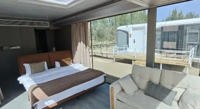 Капсула Luxury Dunhuang Mengnalisha Camping Experience Chinese Inn