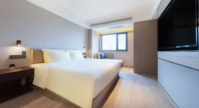 Люкс Jinan Jingshi East Road Sunac Mao Atour Hotel