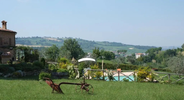 Collerovere Country House, Rezervovat Hotel  